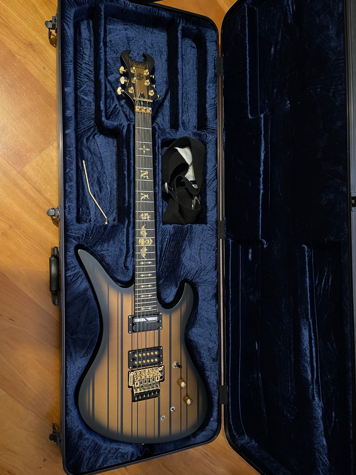 Guitarra eléctrica Schecter Synyster Gates Custom · foto 1