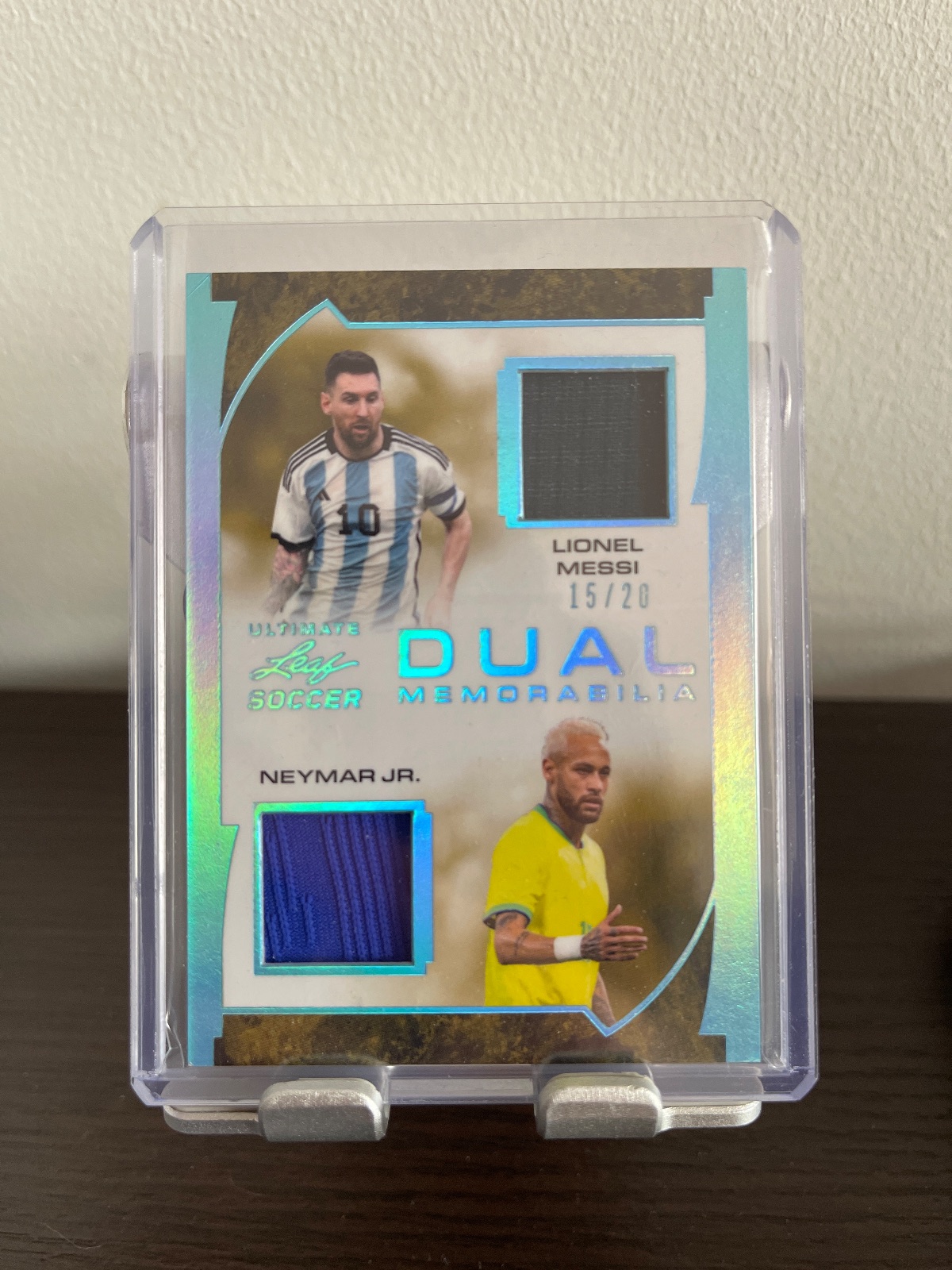 Leaf Ultimate Soccer Dual Memorabilia Messi/Neymar 15/20 · foto 1